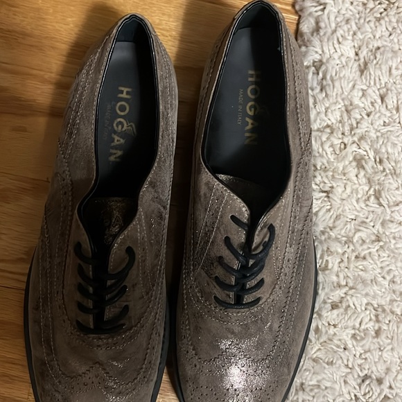 Hogan Sneakers - Picture 3 of 4